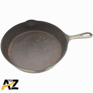 Vintage Wagner Cast Iron No. 8 Cast Iron Skillet Fry Pan w/ Heat Ring Sidney